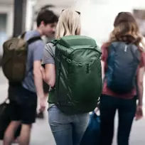 travelite kuprines - Kompiuterio kuprinė  Thule Landmark, 60 L  Women's travel pack  Hazy Green - 2 nuotrauka