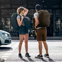 travelite kuprines - Kompiuterio kuprinė  Thule Landmark, 60 L  Women's travel pack  Hazy Green - 3 nuotrauka