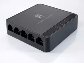 tinklo sakotuvas 10 - LevelOne 5-Port Gigabit Switch GEU-0522 - 3 nuotrauka