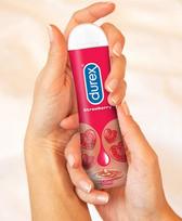 durex lubrikantas - Durex Play Intimate Gel braškių skonio lubrikantas 50ml - 3 nuotrauka