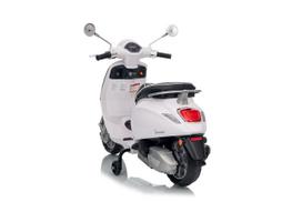 vespa vaikiska - Ramiz vaikiškas elektrinis motoroleris Vespa ROMA, baltas (White) - 37 nuotrauka