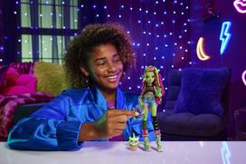 monster high hrp81 - Mattel Monster High lėlė Venera HRP81, 30 cm - 6 nuotrauka