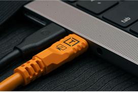 kabelis kampu - Tether Tools TetherPro USB-C Optima 10G 1.8m Oranžinė (Orange) - 2 nuotrauka