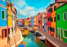 Fototapetas Artgeist Colorful Canal In Burano, 210 cm x 300 cm