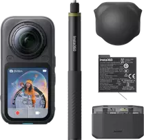 essential - Insta360 X6 Essentials Bundle Juodas (Black) - 1 nuotrauka