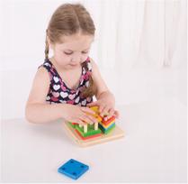 motoriniai - Bigjigs Toys First Four Shape Sorter BB094 - 2 nuotrauka