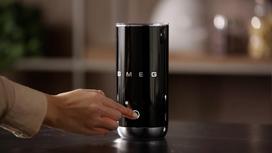 sildytuvas - Smeg Pieno putų plakiklis MFF02BLEU Juodas (Black) - 6 nuotrauka