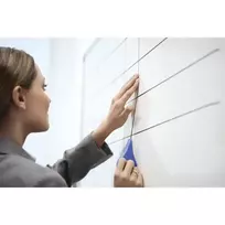 lipni juosta senukai - Lipni juosta lentų segmentavimui NOBO 3mm x 10m, juoda - 3 nuotrauka