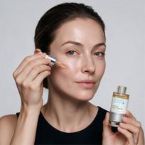 retinolis veidui serumai - The Organic Pharmacy Retinol Night serum 2.5 %, 30 ml - 3 nuotrauka