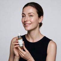 retinolis veidui serumai - The Organic Pharmacy Retinol Night serum 2.5 %, 30 ml - 4 nuotrauka