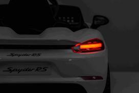 porsche elektromobilis vaikams - Vaikiškas elektromobilis Porsche 718 Spyder RS, baltas (White) - 20 nuotrauka