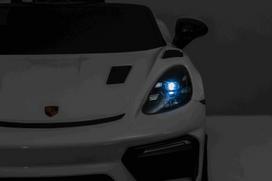 porsche elektromobilis vaikams - Vaikiškas elektromobilis Porsche 718 Spyder RS, baltas (White) - 21 nuotrauka