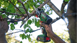 pjuklas sakoms - Bosch UniversalCut18V-65,1x2,5 Siaurapjūklis "NanoBlade" - 4 nuotrauka