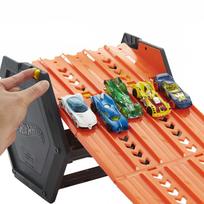 hot wheels trasos - Hot Wheels rinkinys 5 juostų greitkelis su saugykla - 3 nuotrauka