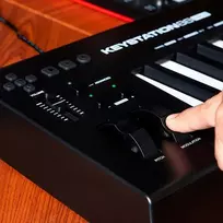 midi klaviatura m audio keystation 88 mk3 - M-Audio Keystation 88 MK3 MIDI klaviatūra, Juoda/Balta (Black/White) - 2 nuotrauka