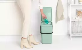 senukai siuksliadeze - Brabantia Sort & Go šiukšliadėžė, 25 l, nefrito žalia (Jade Green) - 3 nuotrauka
