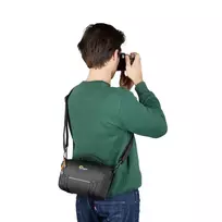 fotoaparato krepsys - Lowepro camera bag Adventura SH 160 III, black | LP37452-PWW - 2 nuotrauka