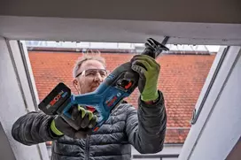 akumuliatorinis tiesinis pjuklas - Bosch GSA 18V-28 Professional - 6 nuotrauka
