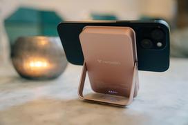 10000mah power bank - Verbatim Charge 'n' Go, 10000mAh, Magnetic Wireless, su stoveliu, juodas (black), 32264 - 3 nuotrauka