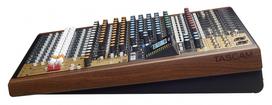 audi - Tascam MODEL 16 audio mixer 16 channels 20 - 30000 Hz Black, Gold, Wood - 3 nuotrauka
