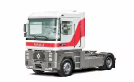 Italeri Renault Magnum AE500 1:24 surenkamas sunkvežimio modelis