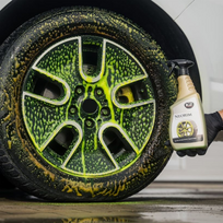 padangos 700 - K2 GOLD NEORIM RATLANKIŲ IR PADANGŲ VALIKLIS  700 ML - 4 nuotrauka