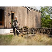 akumuliatorine krumapjove zoliapjove - Husqvarna 220iR - 5 nuotrauka