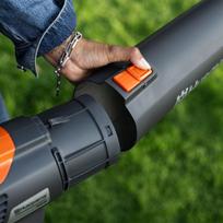 lapu pustuvas - HUSQVARNA 122iB - 3 nuotrauka