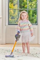 dulkiu siurblys dyson - Casdon Žaislinis belaidis vertikalus dulkių siurblys 687 - 2 nuotrauka