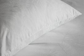 uzvalkalas 200x220 - Patalynės komplektas Eurofirany POS/DAMASK/01/B 220X200 70X80/X2 Patalynė - 2 nuotrauka