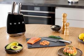 peiliai su deklu - Smeg 50's Style peilių rinkinys su stovu, 6 vnt., juodas (Black) - 2 nuotrauka