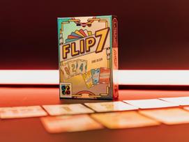 zaidimu kortos - BRAIN GAMES kortų žaidimas Flip 7, LT - 7 nuotrauka