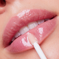 nuxe lupu balzamas - NUXE Very Rose Putlinantis lūpų serumas, 8 ml - 3 nuotrauka