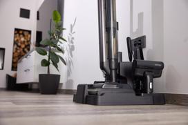 vertikaliai dulkiu siurblys - Hisense WET AND DRY EXPERT HFC743169BKA juodas (black) - 28 nuotrauka