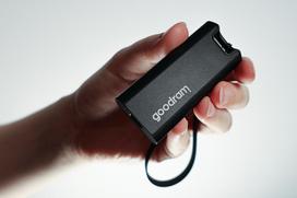 portable ssd - Goodram, Portable SSD 1 TB, Compact, Aluminum, 18g, R/W - 2000/1500MB/s | SSDR-GMRE-01T-K0 - 6 nuotrauka