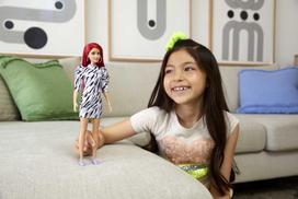 barbe madiste - Lėlė Barbie madistė rausvais plaukais - 3 nuotrauka