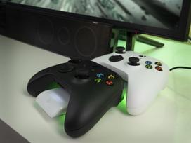 pdp xbox - PDP įkrovimo stotelė skirta XBox Series X|S/One pulteliams - 3 nuotrauka