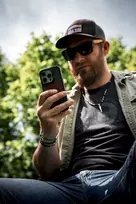 iphone 15 pro max deklas apple - Tactical "MagForce Hyperstealth 2.0 Cover iPhone 15 Pro Max" Black-Red - 4 nuotrauka