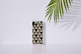 iKins SmartPhone case iPhone XR pyramid baltas