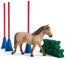 Žaislinė figūrėlė Schleich Farm World Pony Slalom 42483