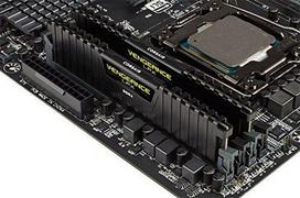 CORSAIR 16GB RAMKit 2x8GB DDR4 3000MHz 2x288Dimm Unbuffered 16-20-20-38 Vengeance LPX Juodas Heat Spreader 1,35V XMP2.0