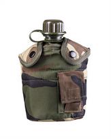 Plastikinė gertuvė su puodeliu ir dangteliu MIL-TEC - kamufliažinė 900 ml