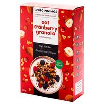 Avižinė granola su spanguolėmis ir lazdynų riešutais